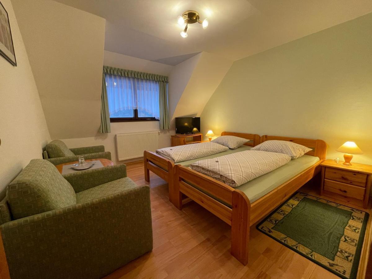 Waldhotel Zoebischhaus Bad Reiboldsgrün