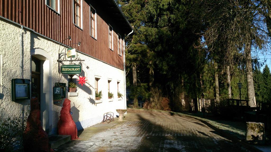 Waldhotel Zoebischhaus Hotel